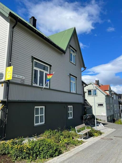 Cozy Ground Floor Apartment Tromso Exterior photo