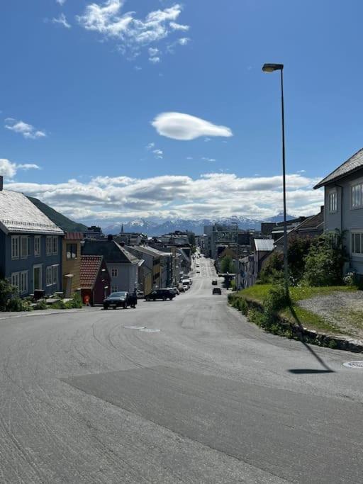 Cozy Ground Floor Apartment Tromso Exterior photo